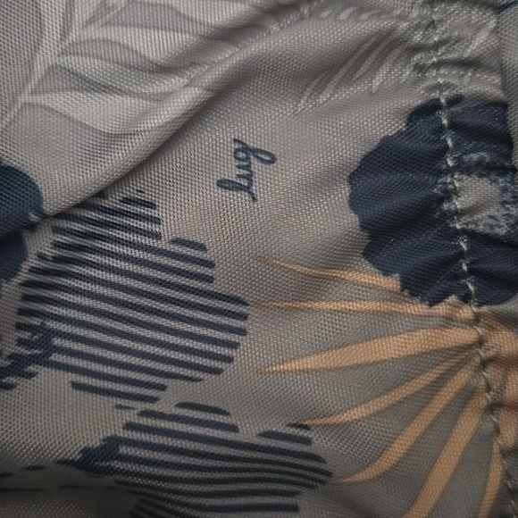 Lug Ranger Crossbody - Picture 11 of 15